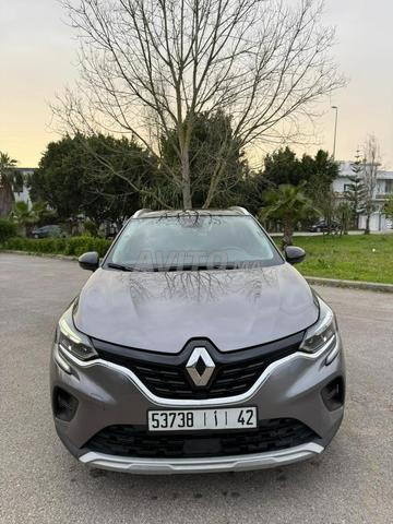 Renault CAPTUR 2022 Automatique 1er main a larache - 2