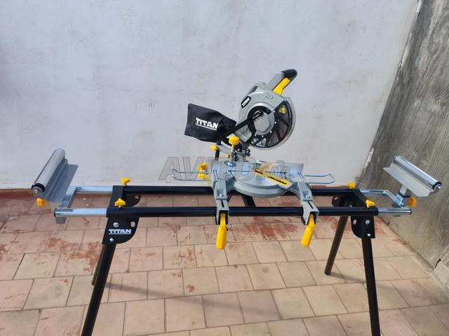 Scie à onglet TITAN 210mm avec support
