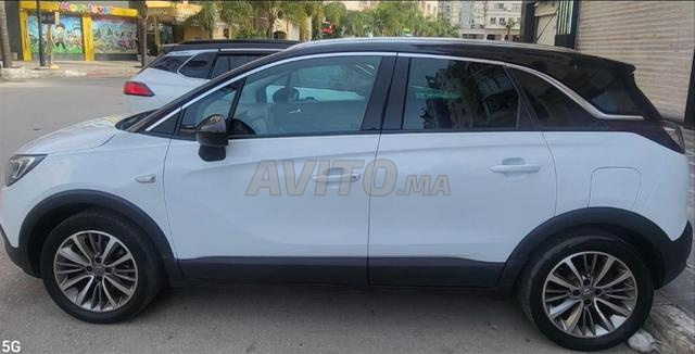 Opel Diesel Manuelle 2018 à Tanger - 2