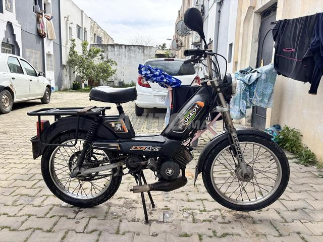 103 Peugeot bon état - 2