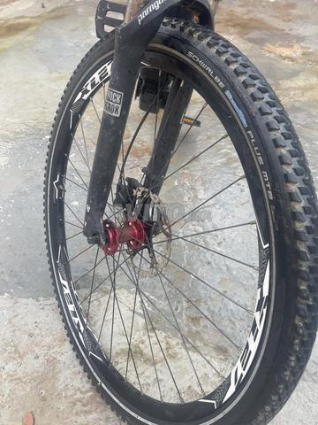 دراجة كهربائية جبلية (E-MTB) - 2