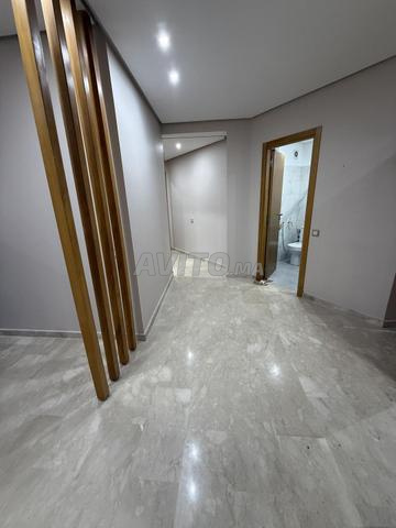 Appart 2 ch salon vide en location belvédère