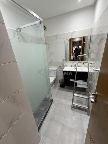 Appart 2 ch salon vide en location belvédère