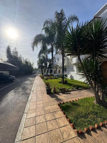 Villa à Louer (Vu mer) - Harhoura - 200m² - 2