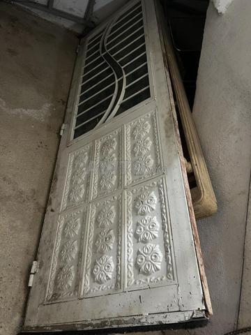 باب حديدي - 2