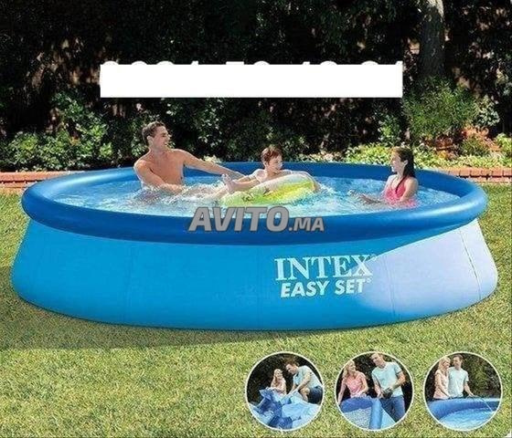 Piscine gonflable à vendre grande forme