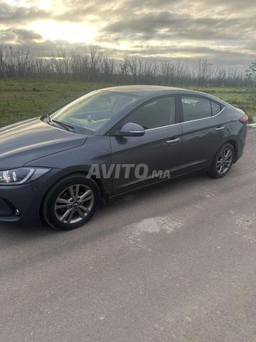 Hyundai Elantra 2019 - 2
