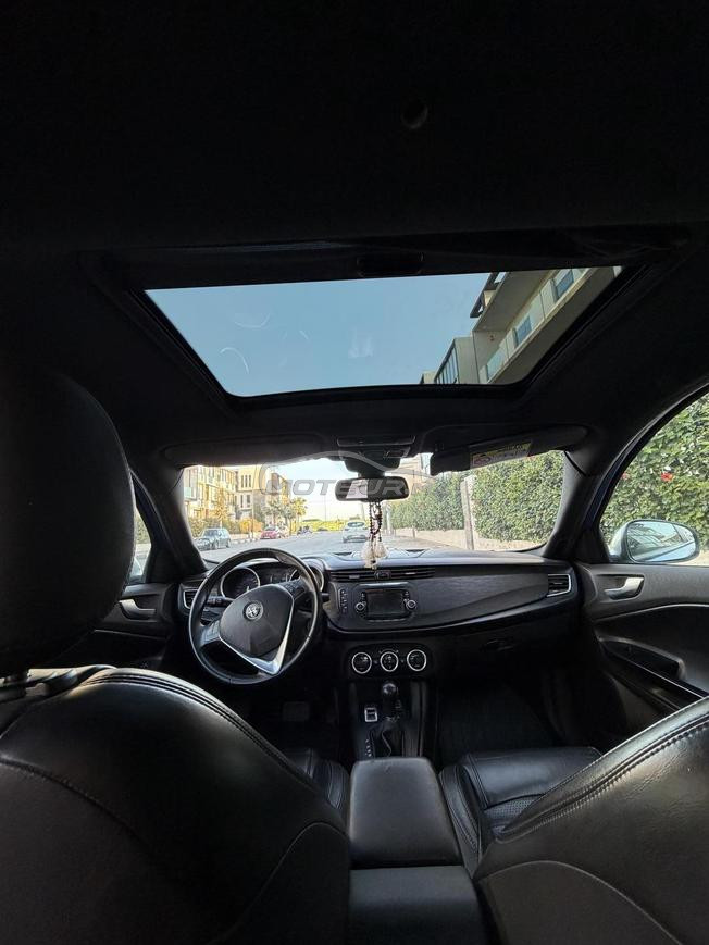 Alfa Romeo Diesel Automatique 2018 à Dar Bouazza