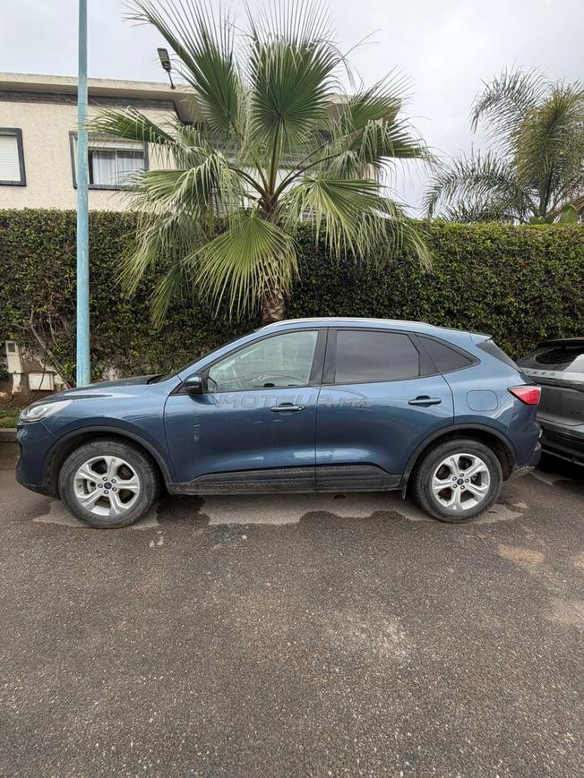 Ford Kuga 2022  Automatique 115 000km