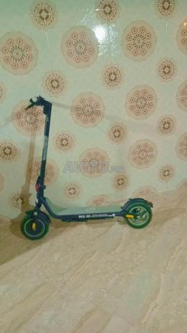 Trotinette vitesse 25 km en excellent état ulban glide - 2