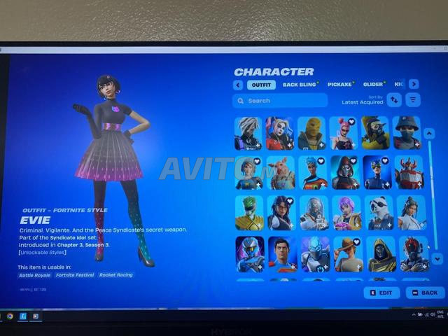 حساب Fortnite 90 للمحترفين مع سكنات وفأس - 2
