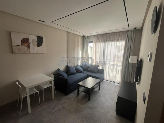 Studio meublé à louer près de CFC