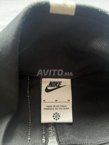 سترة نايك اير ماكس بحالة جيدة - 2