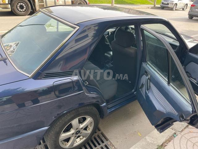 Mercedes-Benz 190 Diesel Automatique 1993 à Tanger - 2