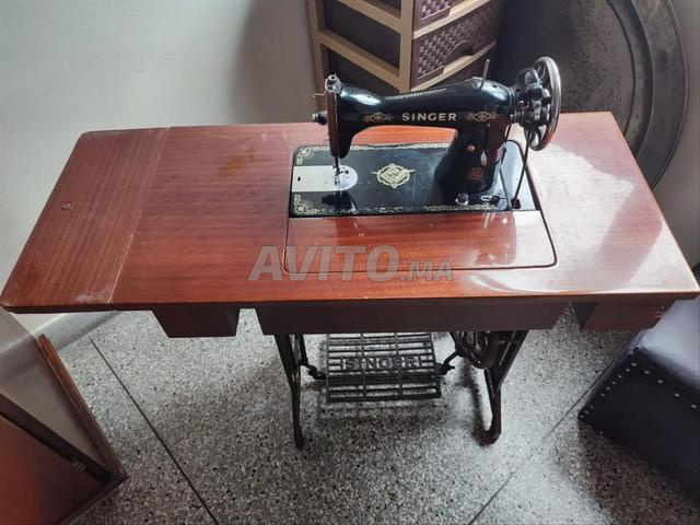 ماكينة خياطة سينجر عتيقة سنة 1936 - 2