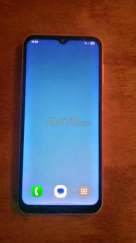 Samsung A14 64g très bon état