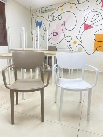 طاولات وكراسي - 2