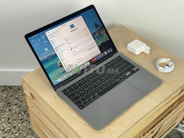 ماك بوك اير A2337 13 بوصة M1 8 جيجابايت 256 جيجابايت (2020)