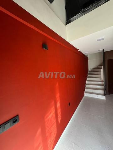 محل تجاري 23 متر مربع للبيع في عين السبع - 2