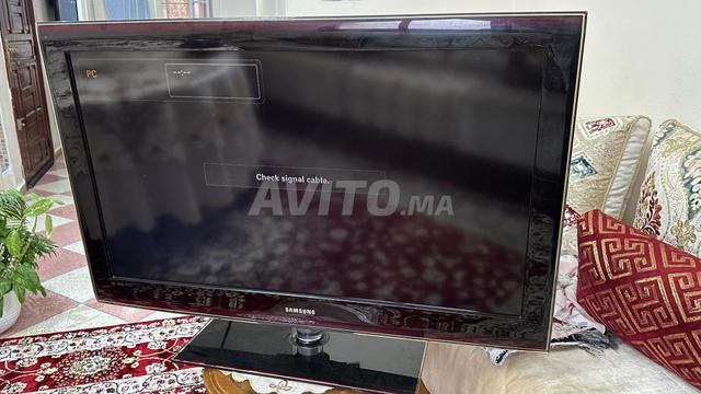 Télévision Samsung 42 pouces - 2