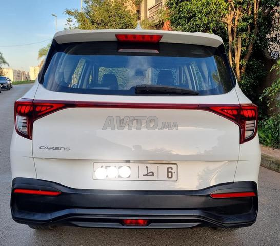 كيا كارينز ديزل أوتوماتيكية 2023 في الدار البيضاء - 2