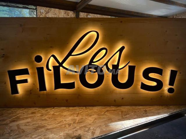 لافتات ونيون حسب الطلب - 2