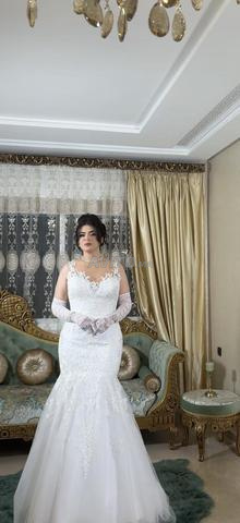 فستان زفاف مع فيلو و أكسسوار - 2