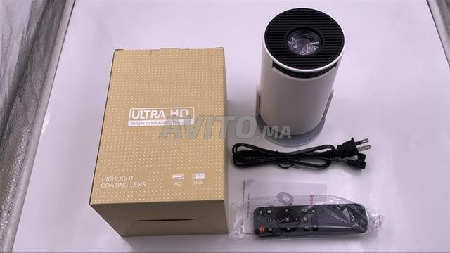 جهاز عرض فائق الدقة ULTRA HD - 2