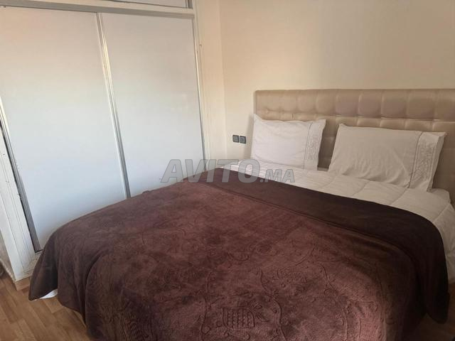 شقة للإيجار في الطابق الثالث - 2