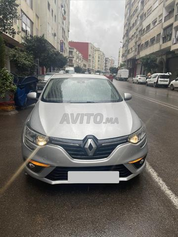 رونو ميغان 4 - 2