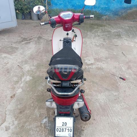 Moto en bon état - 2