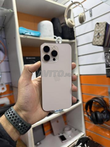 iPhone 16 Pro 256G Officiel