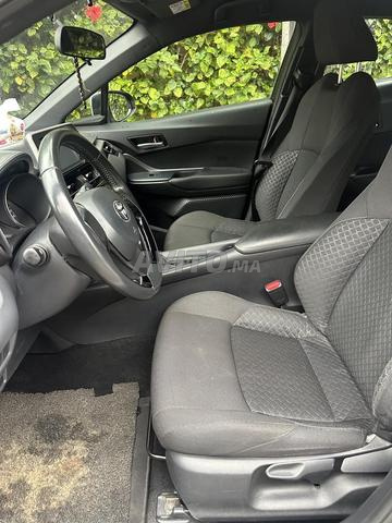 Toyota CHR hybride 1ere main