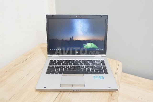 hp i7 EliteBook Ram 8 Disc SSD