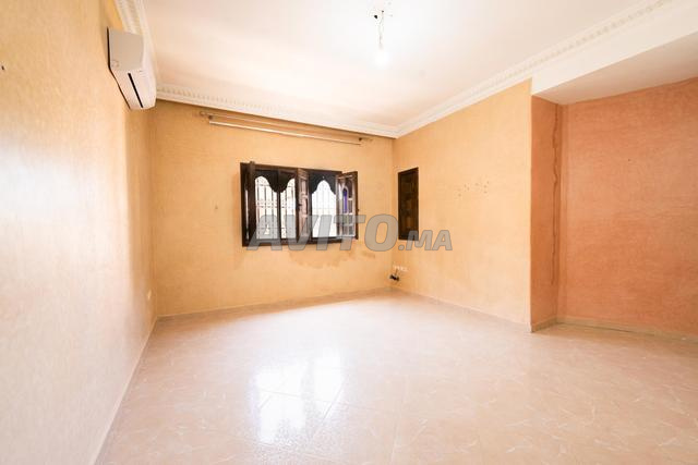 شقة للإيجار بمساحة 180 متر مربع في مراكش - 2