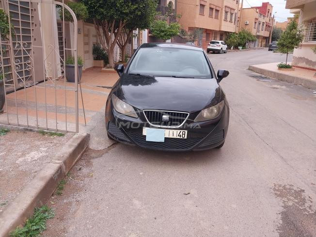 seat ibiza 1.4 modèle 2011 bon etat. 
