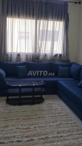 صالون عصري شبه جديد