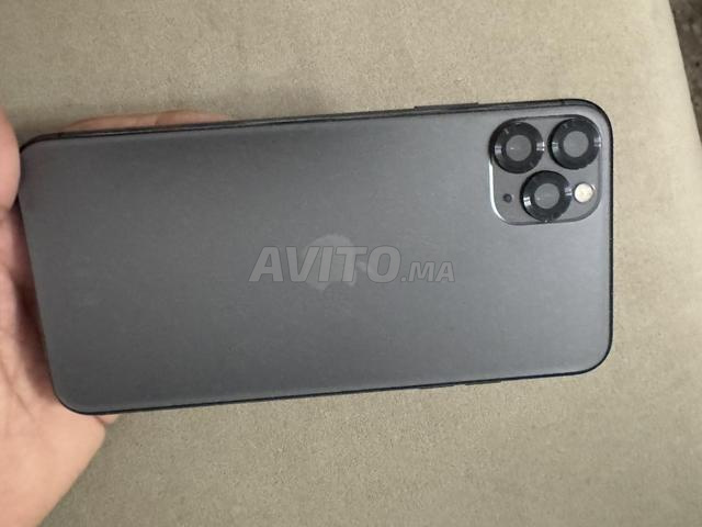 ايفون 11 برو ماكس بحالة جيدة - 2