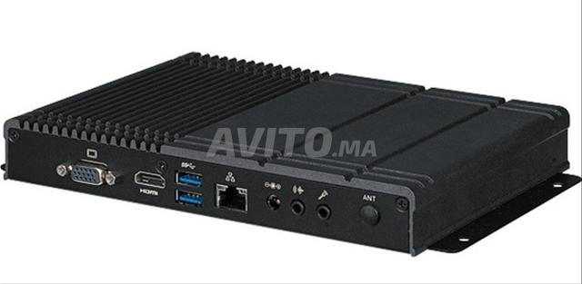 كمبيوتر صغير صناعي بدون مروحة NEXCOM