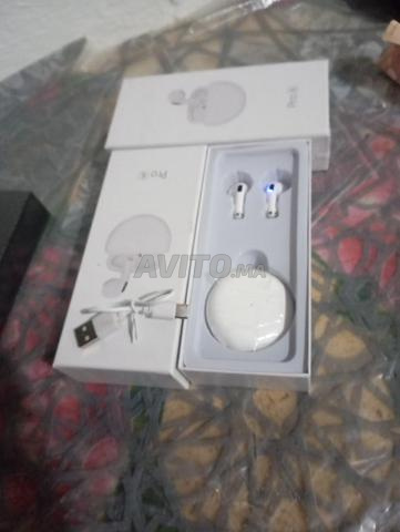 سماعات بلوتوث برو 5 اس 🤩😍🤩 - 2