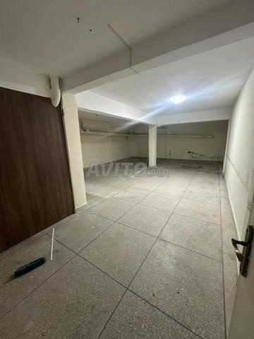 🏢 مستودع / محل تجاري للإيجار - 2