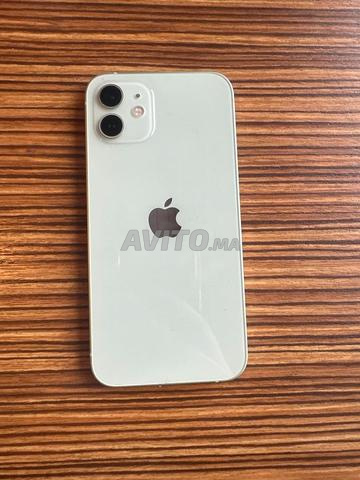 ايفون 12 وايت - 2