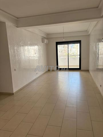 Appart 2 ch vide à louer à cfc - 2