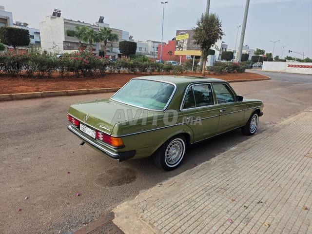 مرسيدس بنز 230 بنزين أوتوماتيكية 1982 - 2