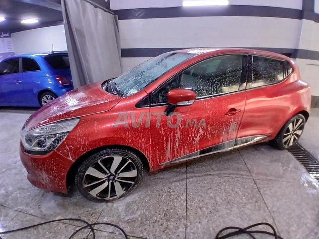 Renault Diesel Manuelle 2015 à Tanger