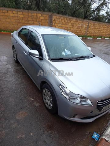 Peugeot 301 diesel en excellent état à vendre