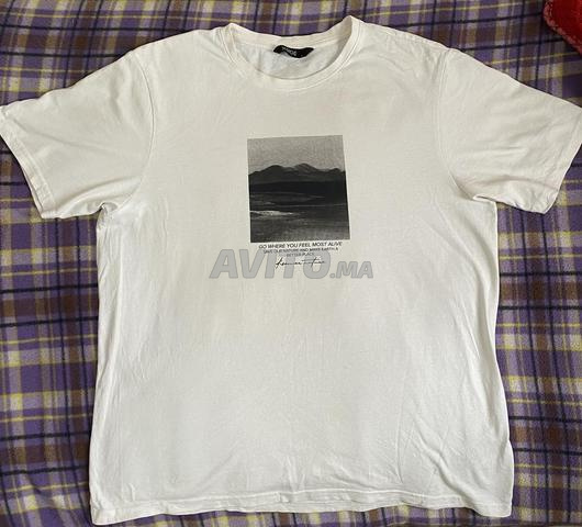 تي شيرت / كنزة صوفية L كبيرة الحجم ماركة إيطالية