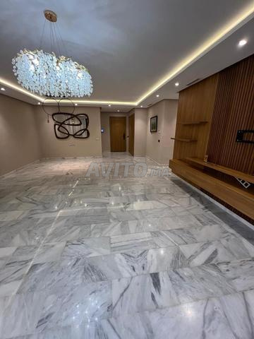 Excellente Rez de jardin en vente à El Menzeh