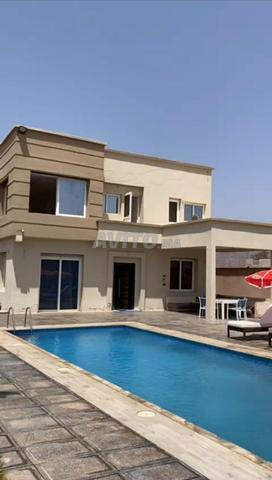 Villa 1000 m2 à commune rurale Issen - 2