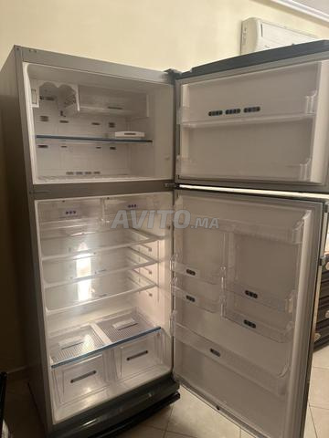 Grand réfrigérateur whirpool